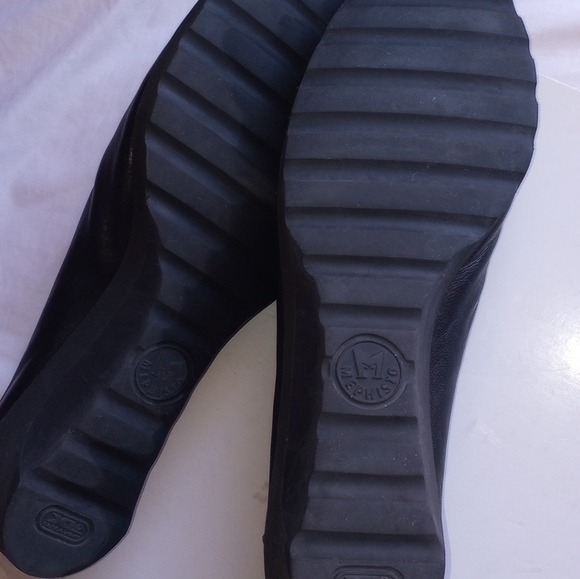 Mephisto Gazelle Black Leather Wedge - Picture 8 of 9